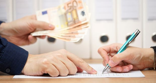 Ulet norma mesatare e interesit per kredi ne leke, e kunderta ndodh me ato ne euro